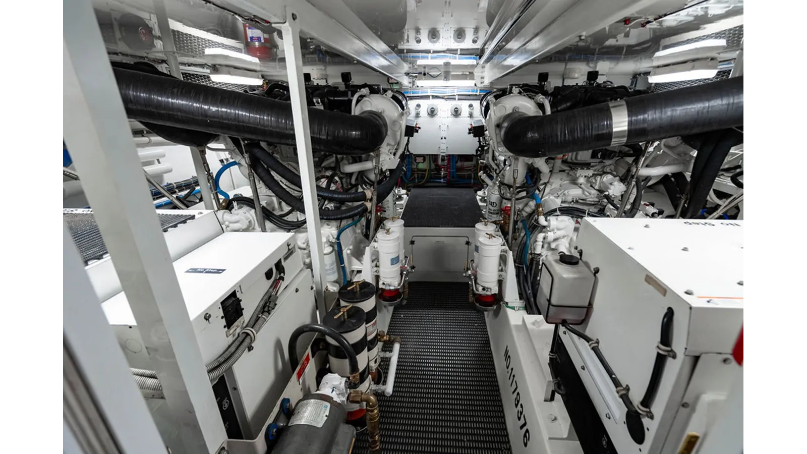 Лучшая цена на LADY BELLA