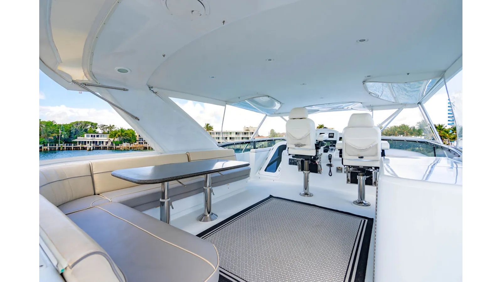 Купить яхту LADY BELLA 2006 в Shestakov Yacht Sales