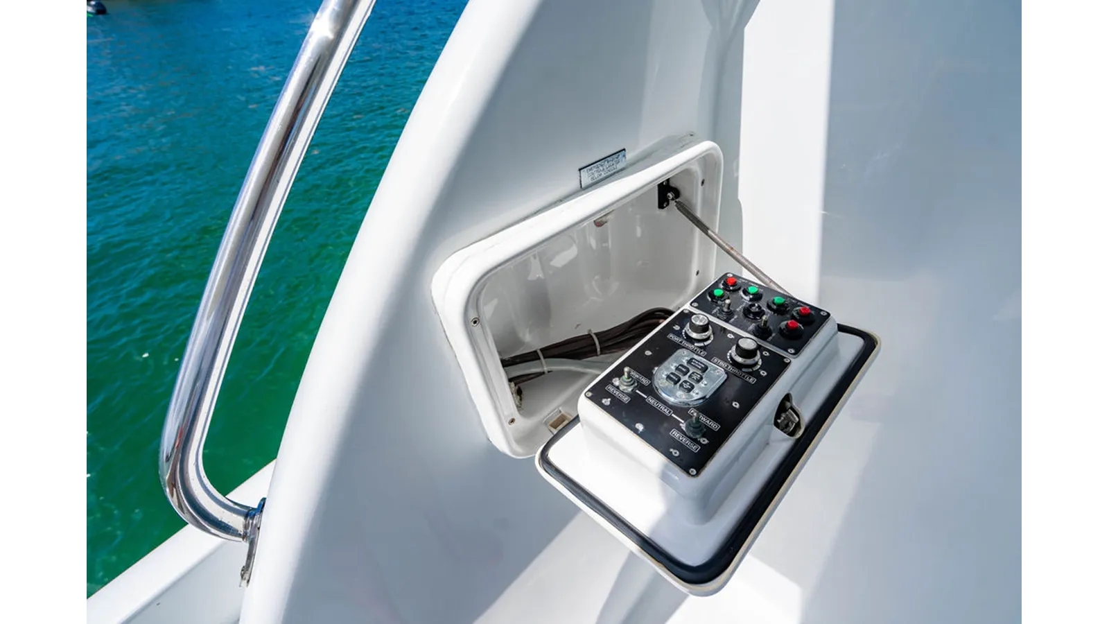 Купить LADY BELLA - Hatteras