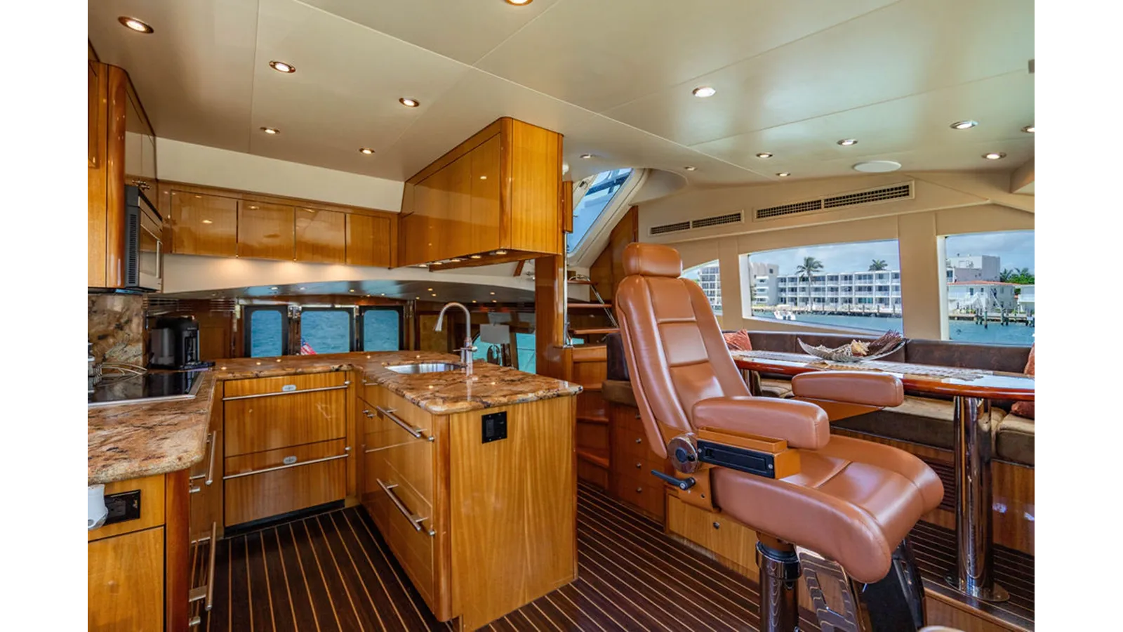 LADY BELLA 64 Motor Yacht