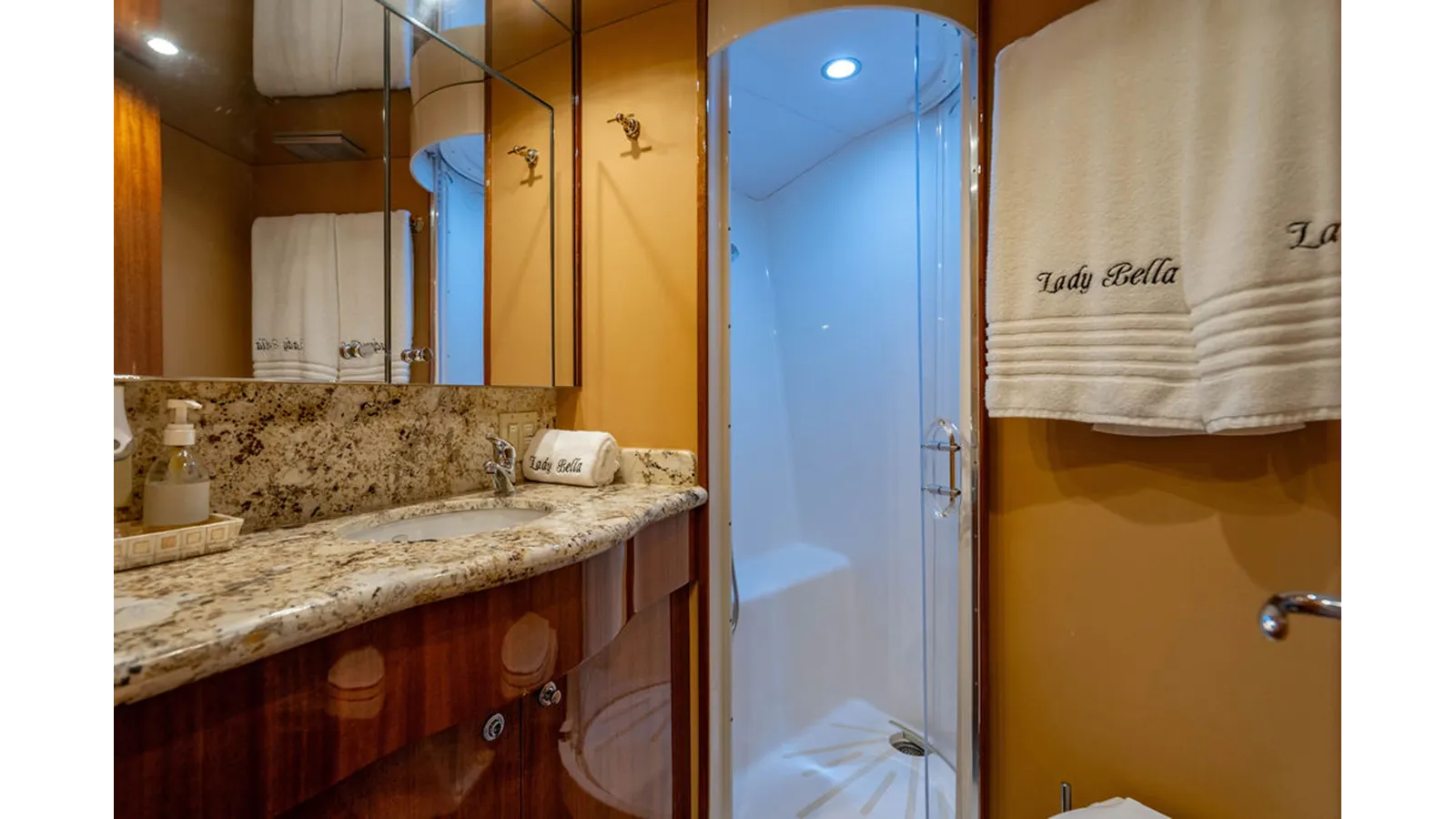 Лучшие предложения покупки яхты LADY BELLA - Hatteras