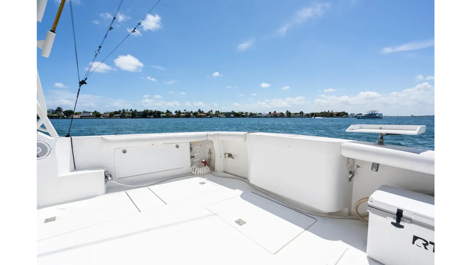 Buy a 2000 Cabo 45 Express 2000 at Shestakov Yacht Sales