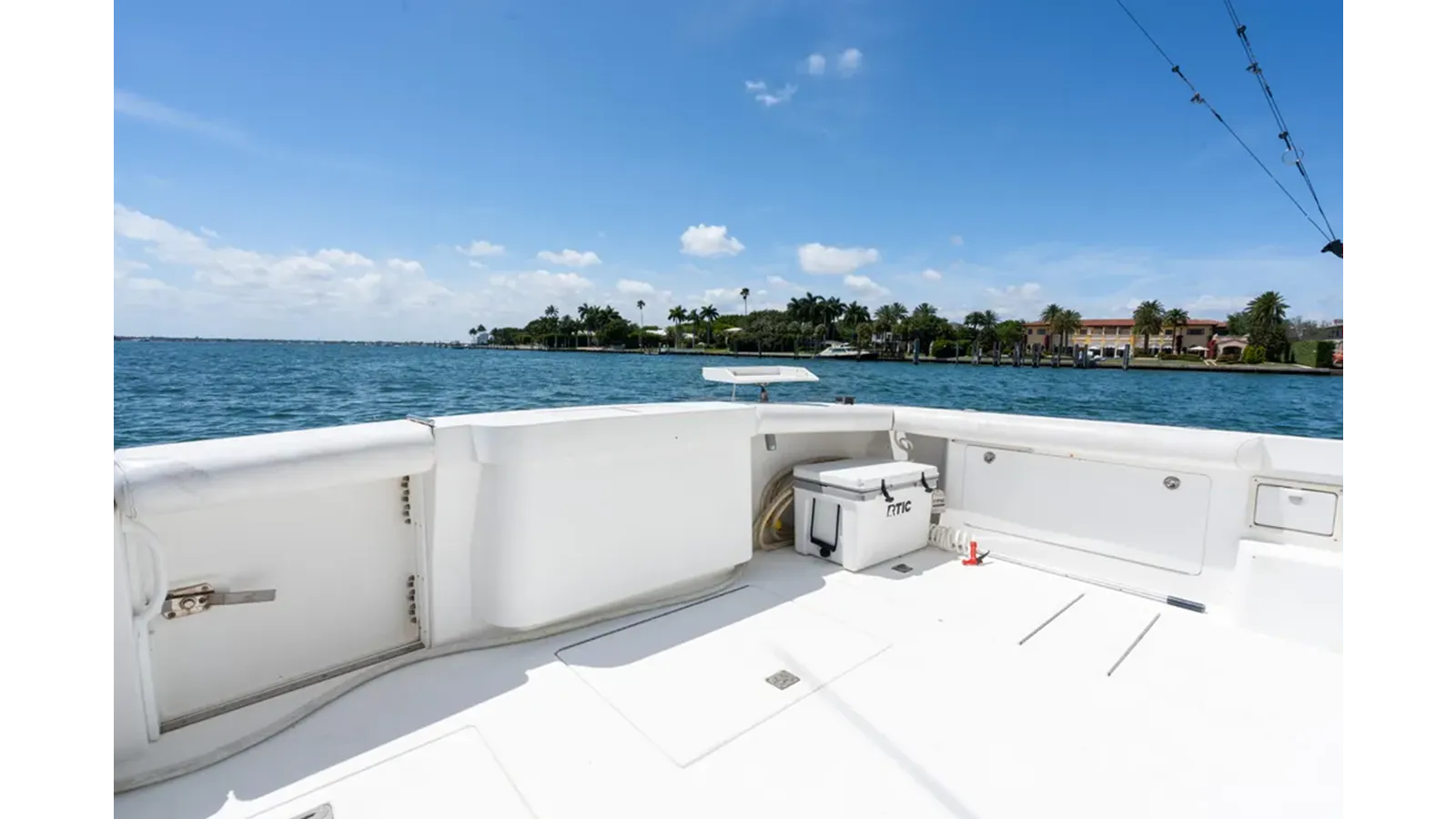 the best price on 2000 Cabo 45 Express 2000