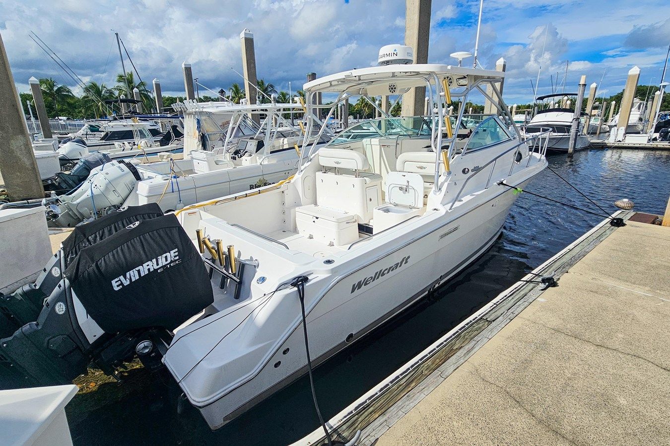 Buy a yacht 2005 Wellcraft 290 Coastal 290 Coastal