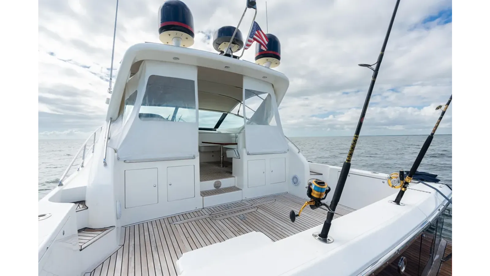 Buy a yacht 2001 Uniesse 48 Open 48 Open