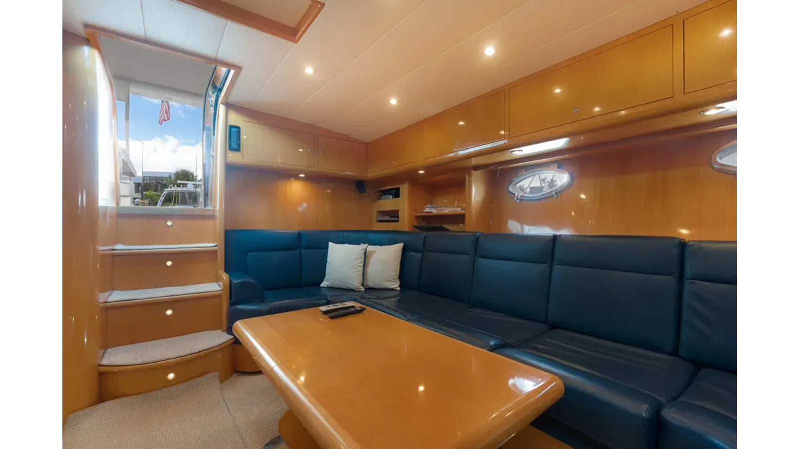 2001 Uniesse 48 Open