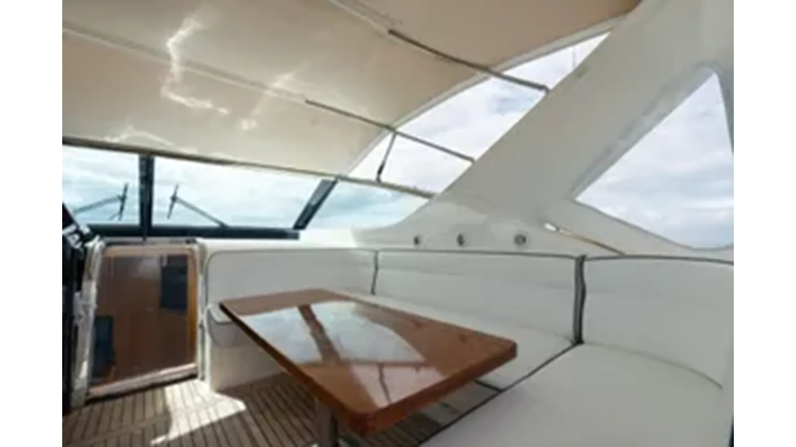 the best price on 2001 Uniesse 48 Open 2001