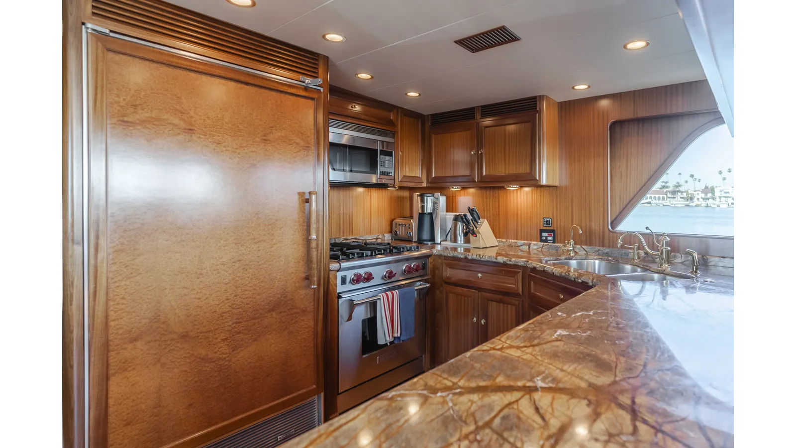 Buy a yacht AL DI LA 2007