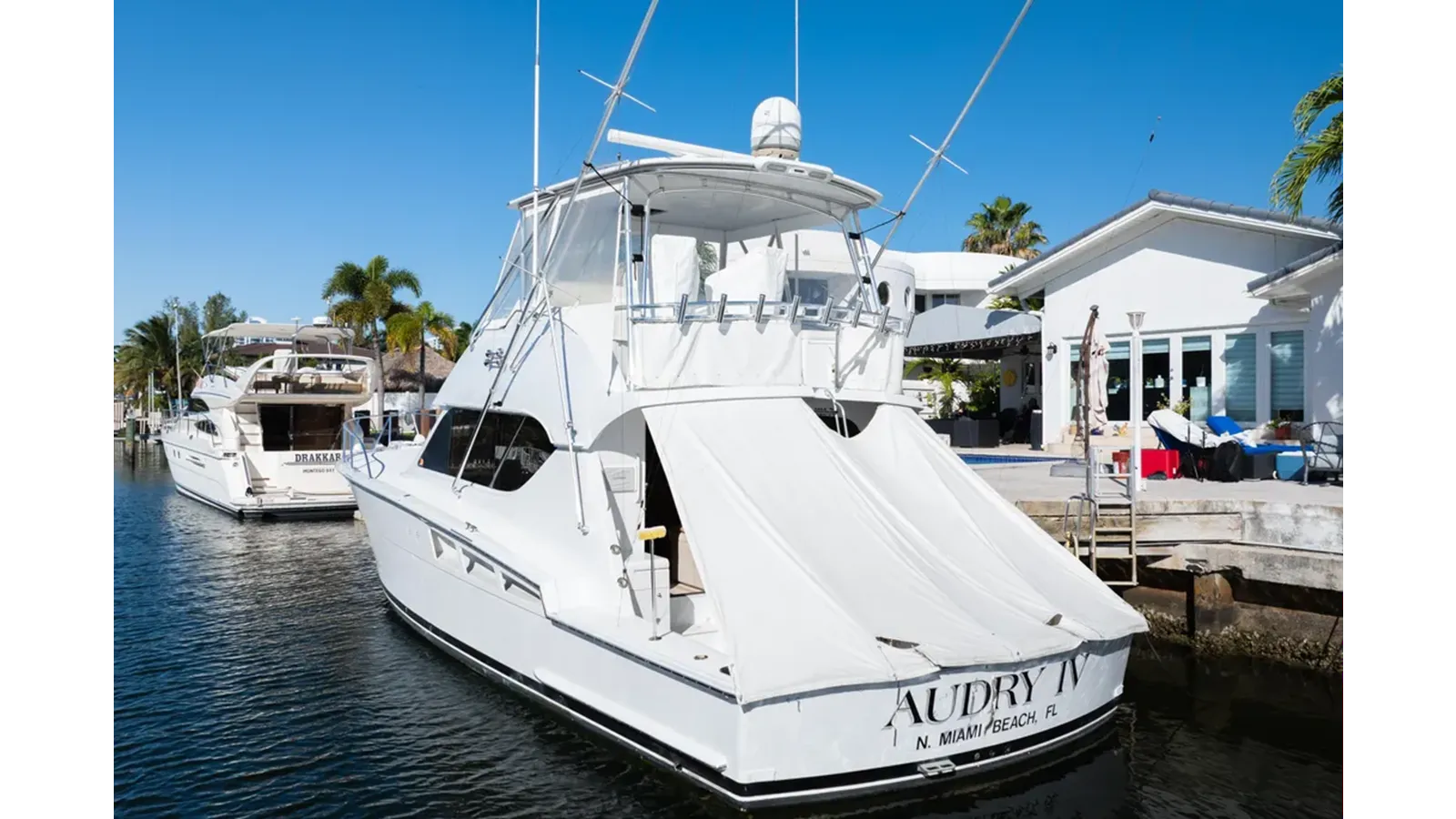 Buy a 2002 Hatteras 50 Convertible 50 at Shestakov Yacht Sales