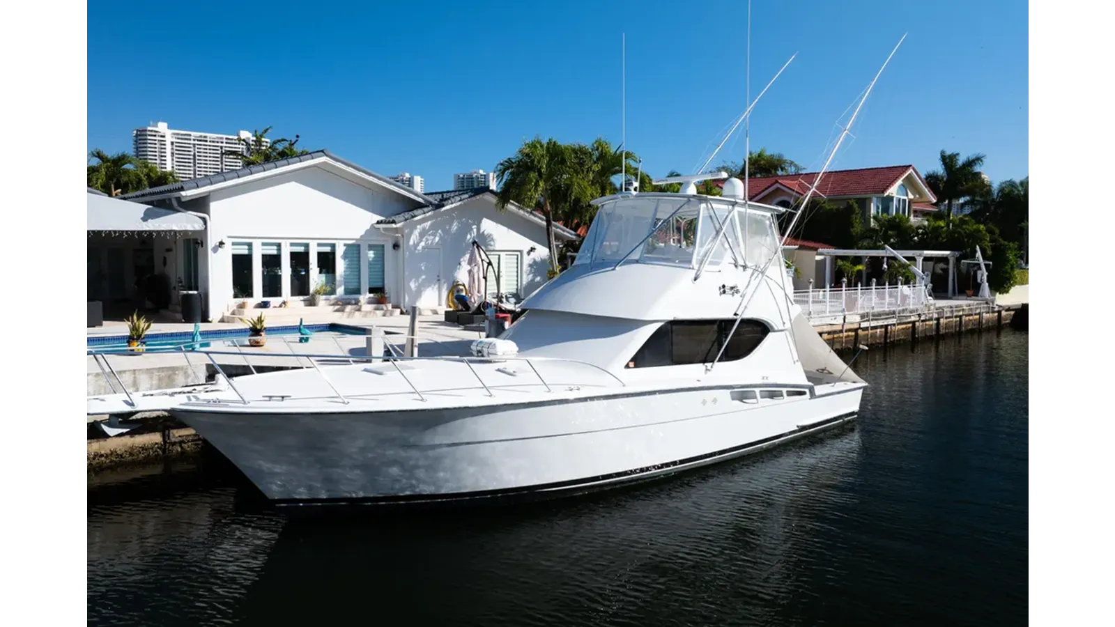 2002 Hatteras 50 Convertible - Hatteras yacht sale