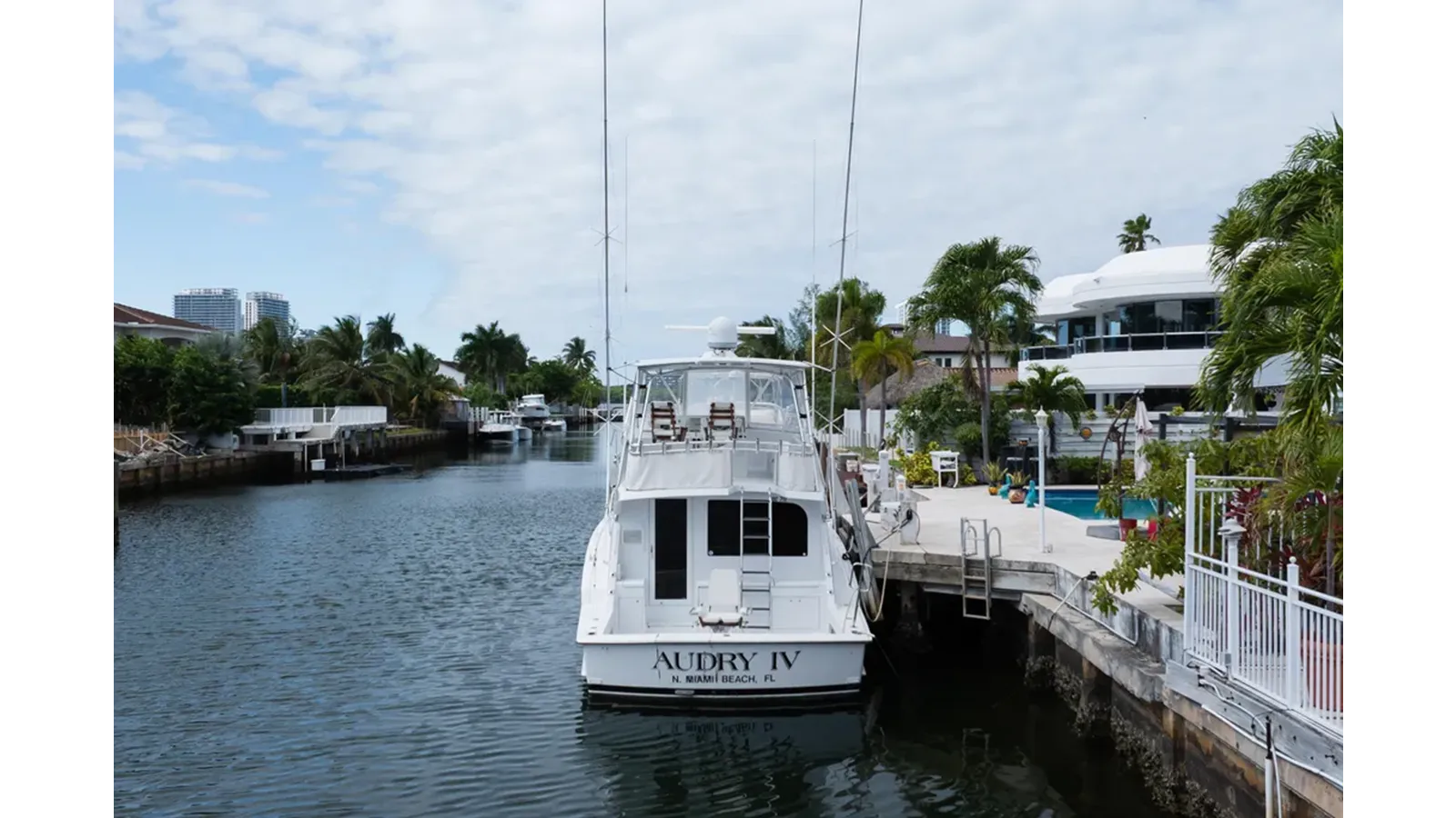 2002 Hatteras 50 Convertible - Hatteras