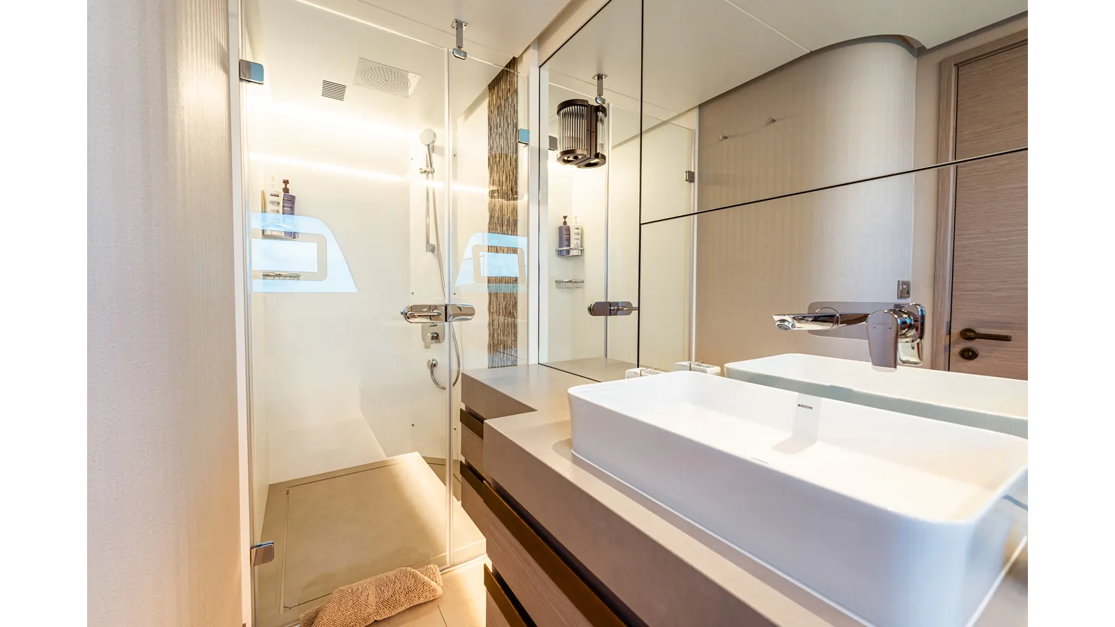 Купить яхту EXIT STRATEGY - Numarine в Shestakov Yacht Sales