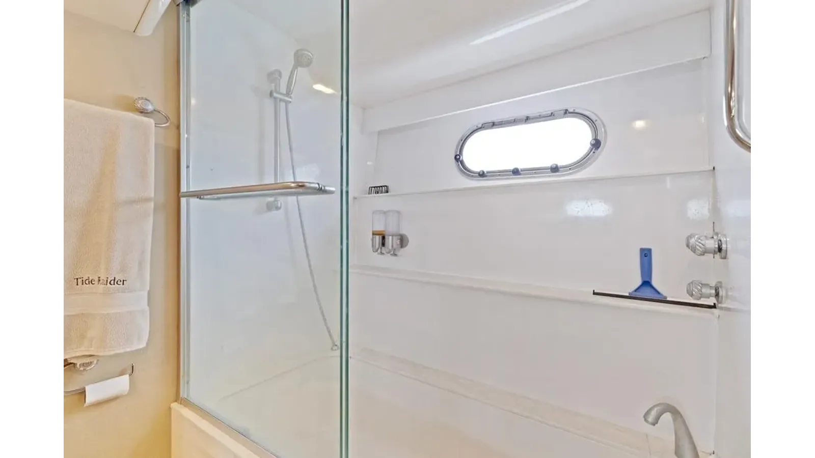 Купить яхту 2006 Marquis 59 2006 в Shestakov Yacht Sales