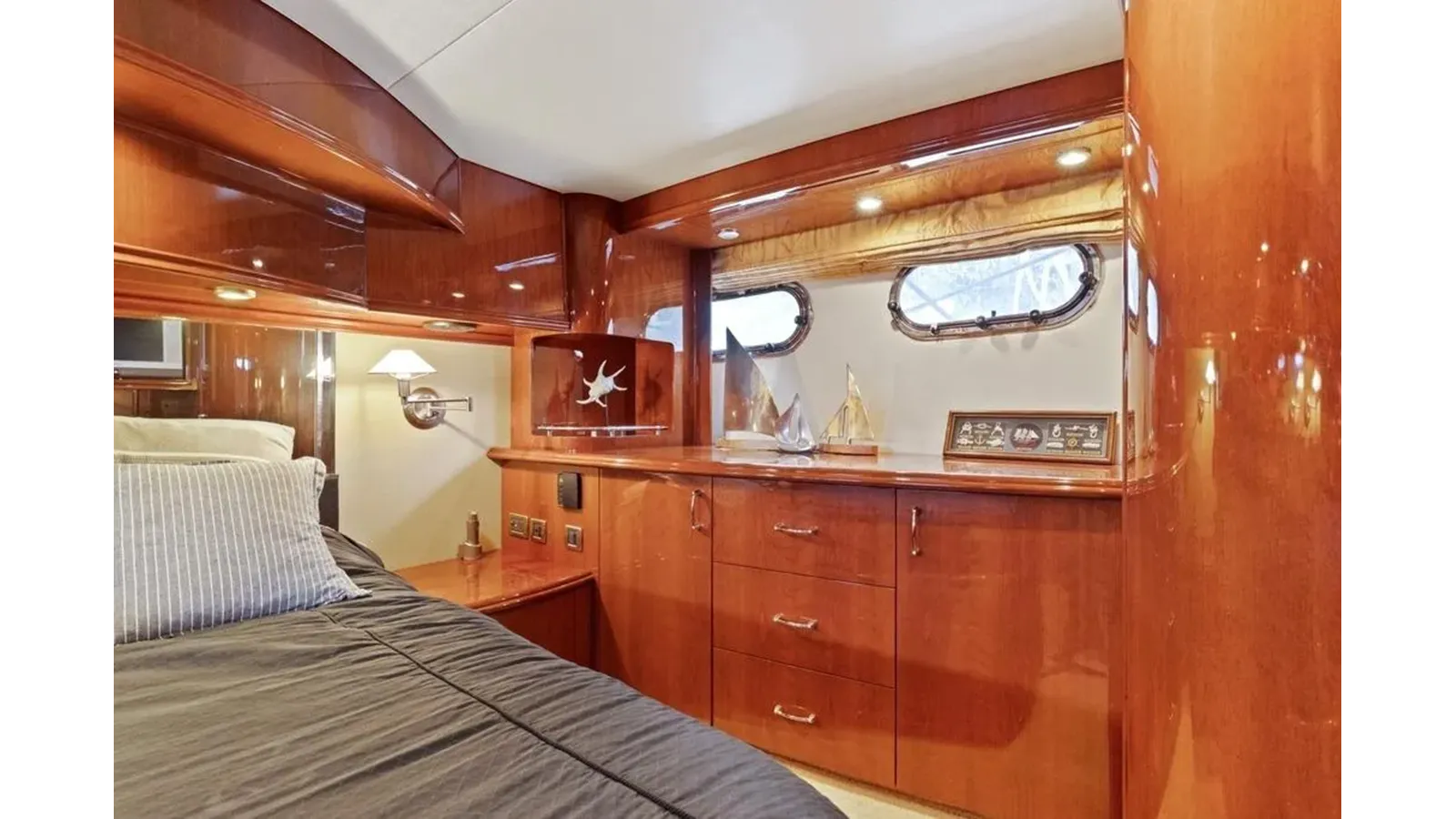 Продажа яхты 2006 Marquis 59 - Marquis