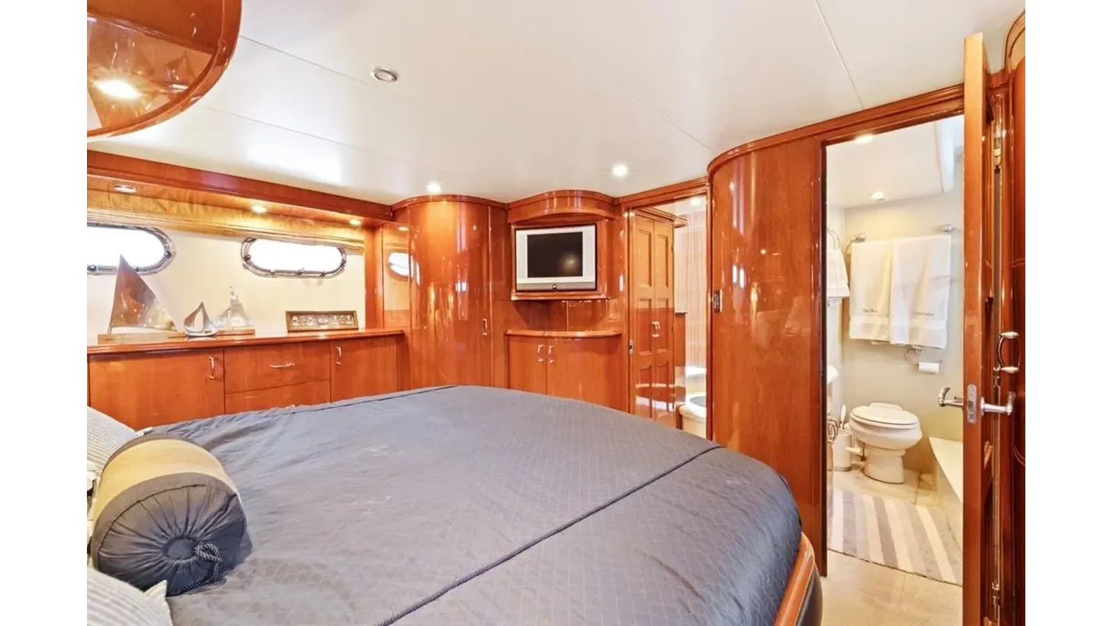 Купить 2006 Marquis 59 - Marquis