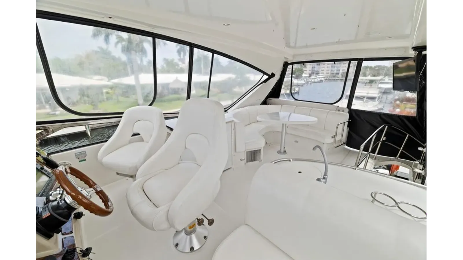 Лучшая цена на 2006 Marquis 59 2006