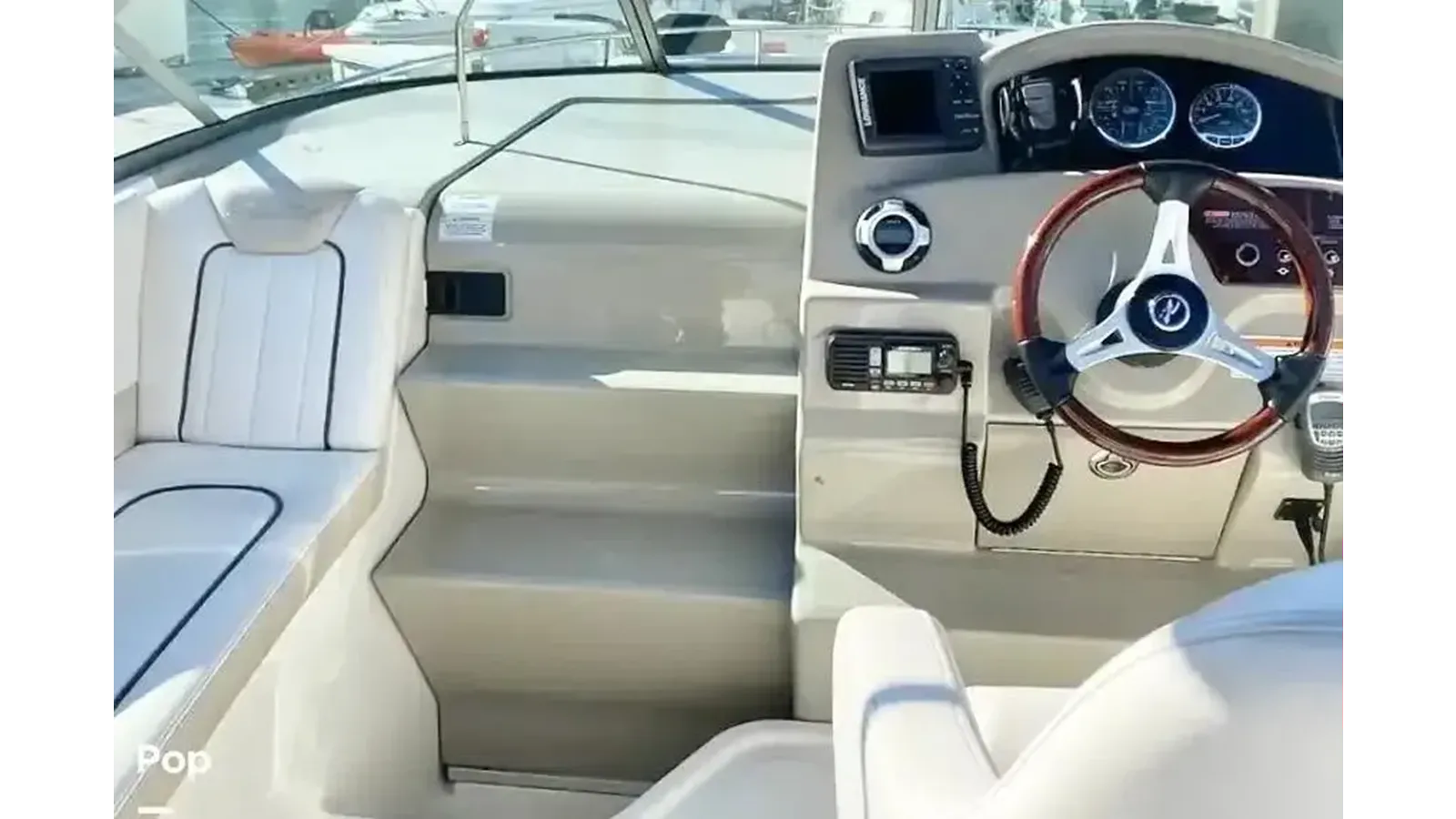 Sea Ray 240 Sundancer