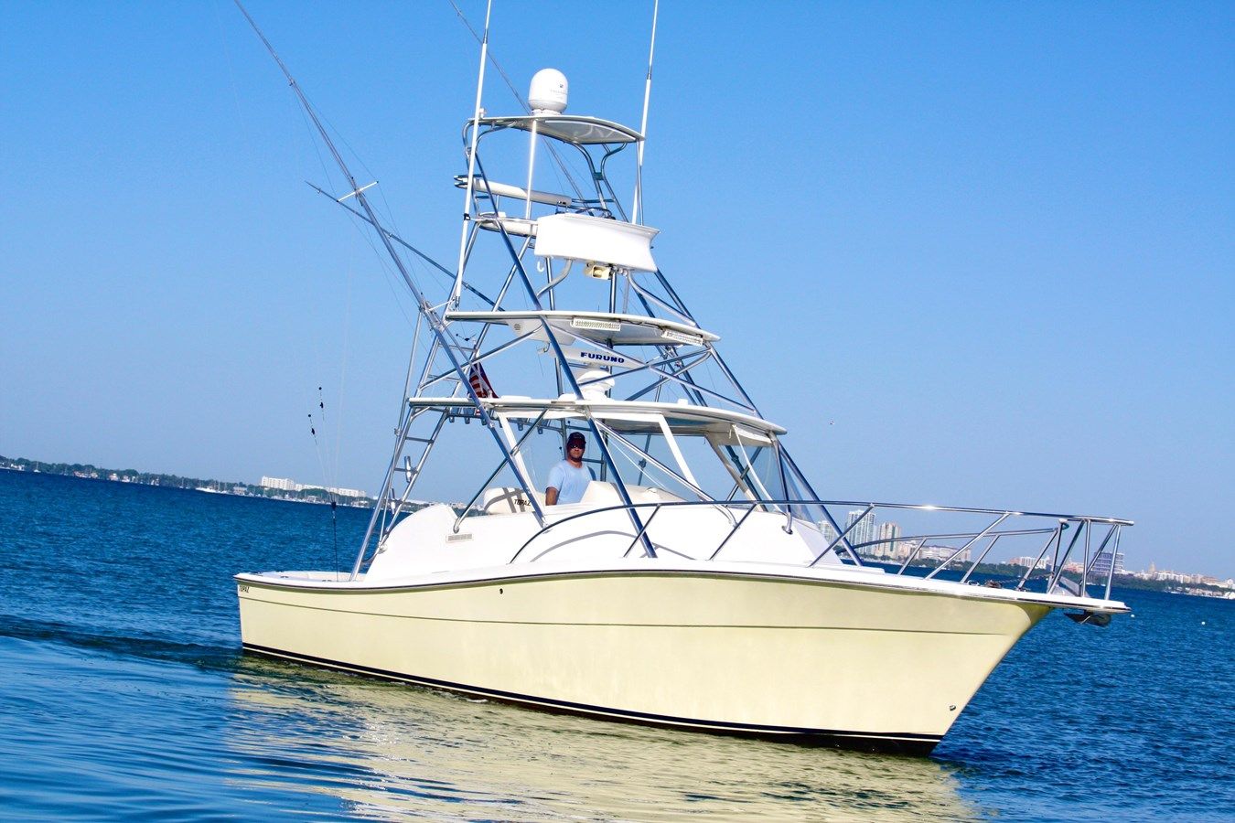 Стоимость яхты 2006 Topaz Express Cruiser - TOPAZ