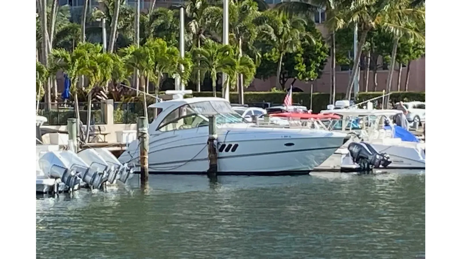 Купить яхту 2013 Cruisers Yachts 380 Express 38 в Shestakov Yacht Sales