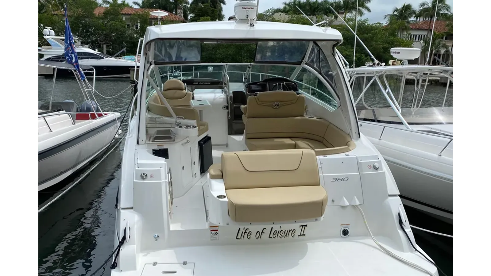 Стоимость яхты 2013 Cruisers Yachts 380 Express 380 Express