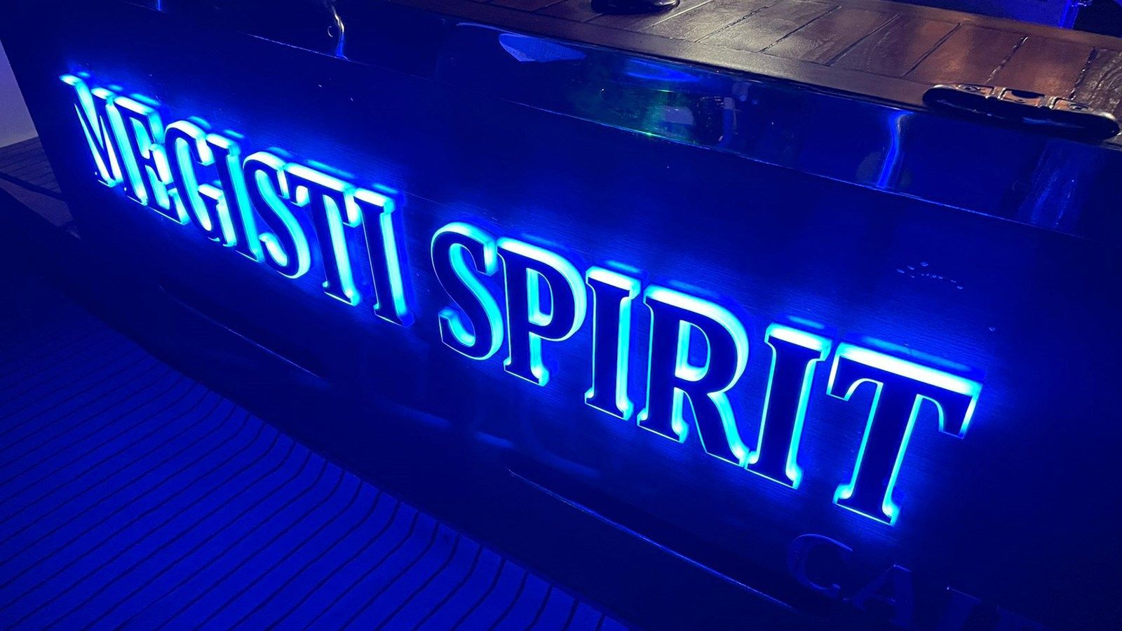 Лучшая цена на MEGISTI SPIRIT 70 Flybridge Cruiser