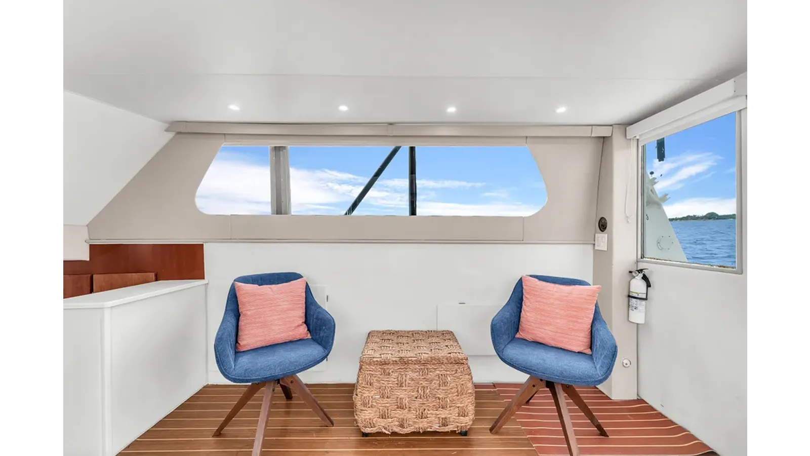 Стоимость яхты 1978 Hatteras 42 Convertible