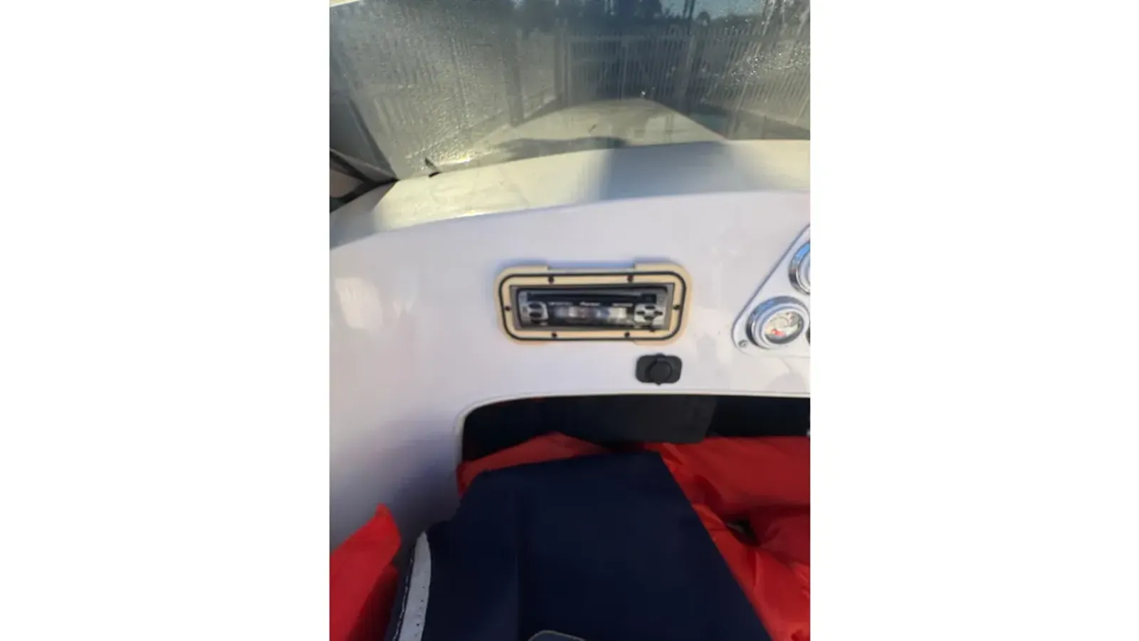 Купить яхту 2002 Donzi 22 Classic 2002 в Shestakov Yacht Sales