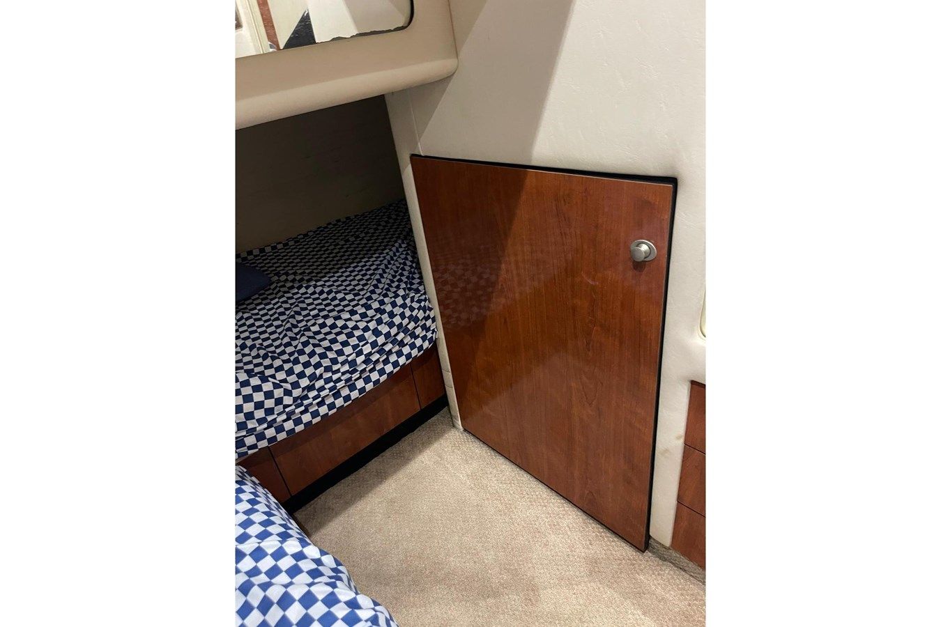 Купить яхту 2004 Sea Ray 480 Sedan Bridge 2004 в Shestakov Yacht Sales