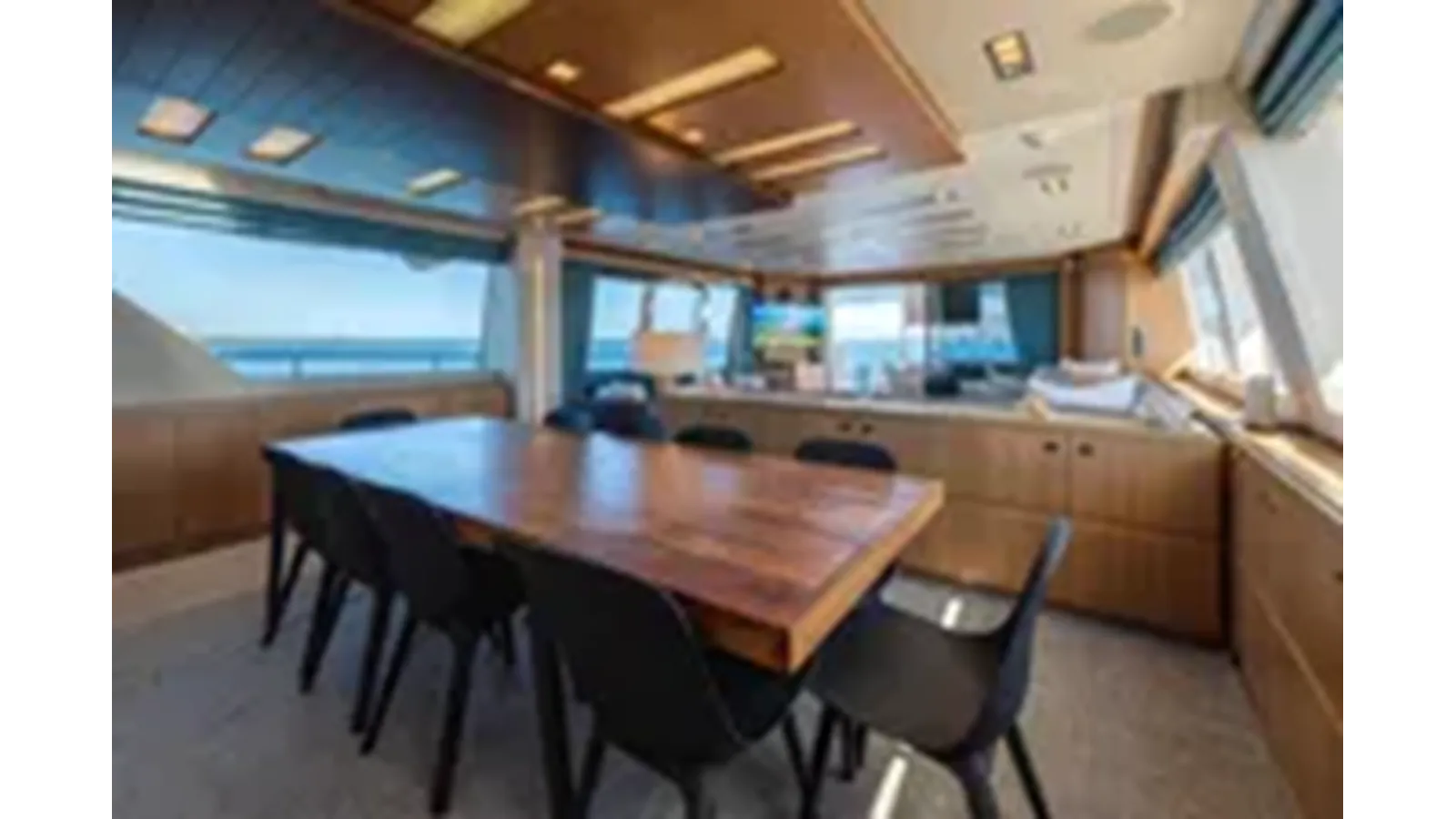 best yacht sales deals 2012 Ferretti Yachts Custom Line 100