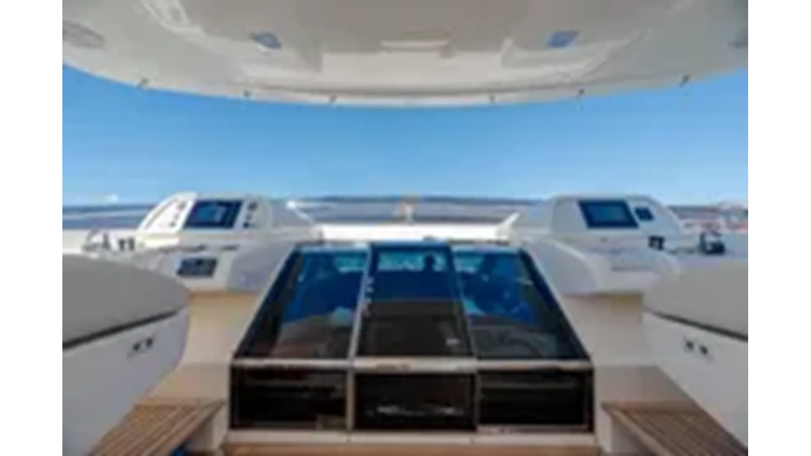 Buy a yacht 2012 Ferretti Yachts Custom Line 100