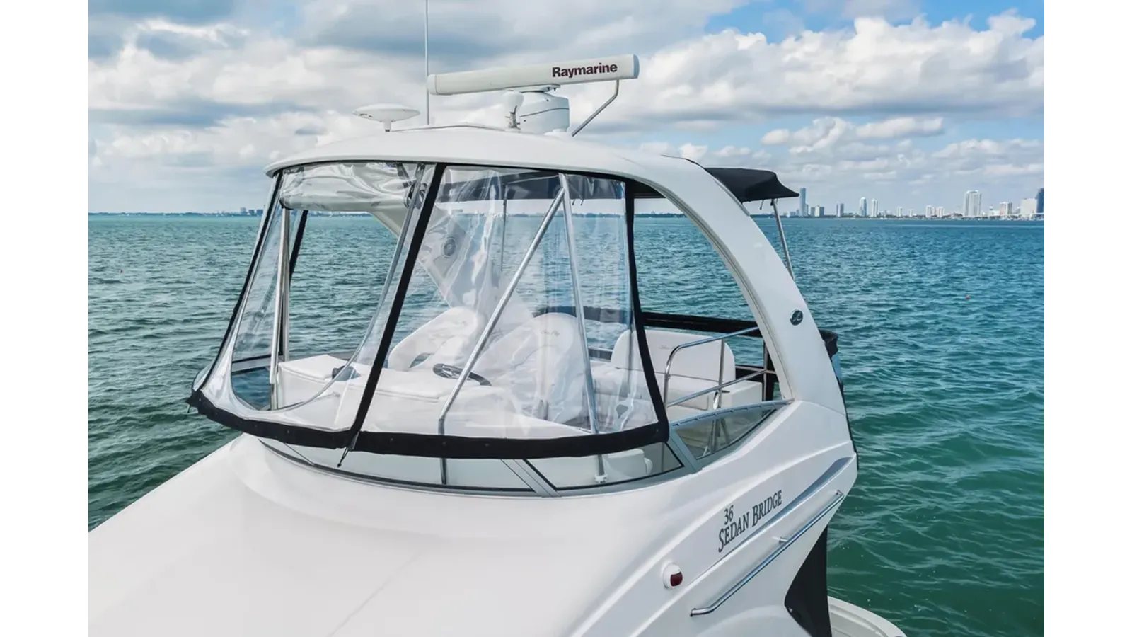 Купить яхту 2008 Sea Ray 36 Sedan Bridge - SEA RAY в Shestakov Yacht Sales