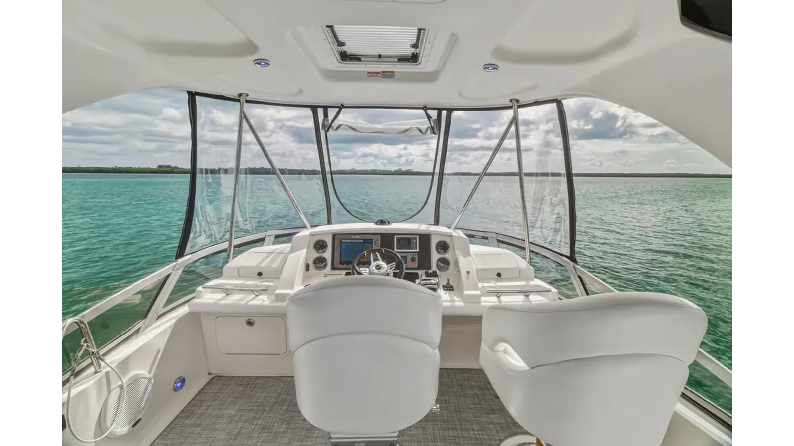 Купить яхту 2008 Sea Ray 36 Sedan Bridge - SEA RAY в Shestakov Yacht Sales