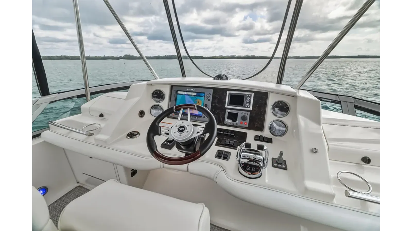 Продажа яхты 2008 Sea Ray 36 Sedan Bridge 2008