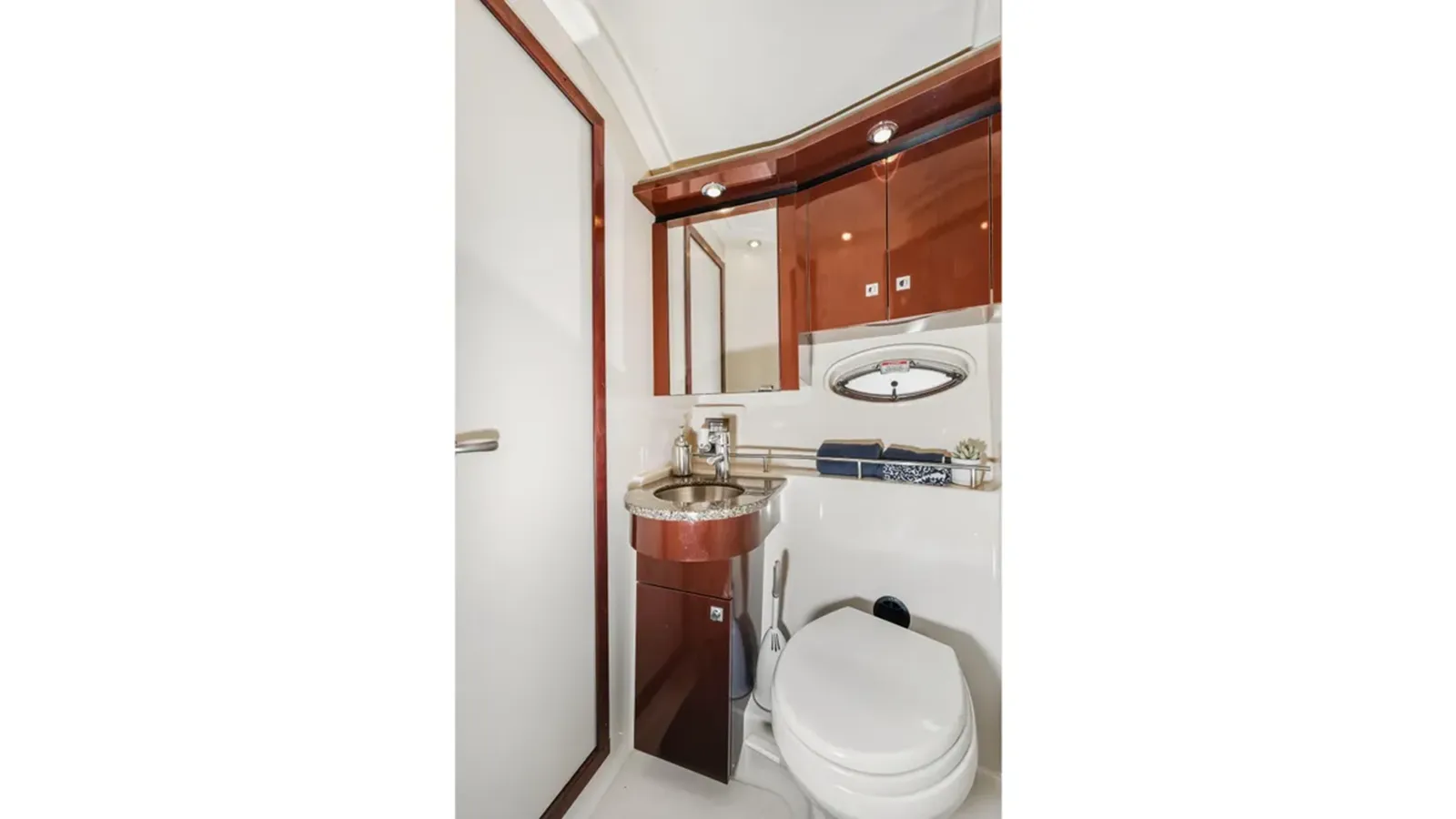 Лучшая цена на 2008 Sea Ray 36 Sedan Bridge