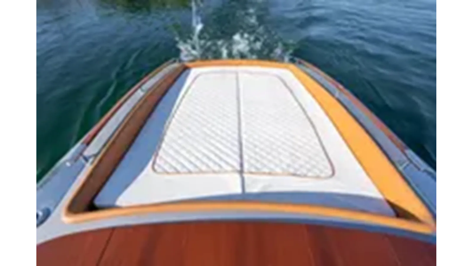 Купить 2020 Riva 33' Aquariva Super - RIVA YACHT