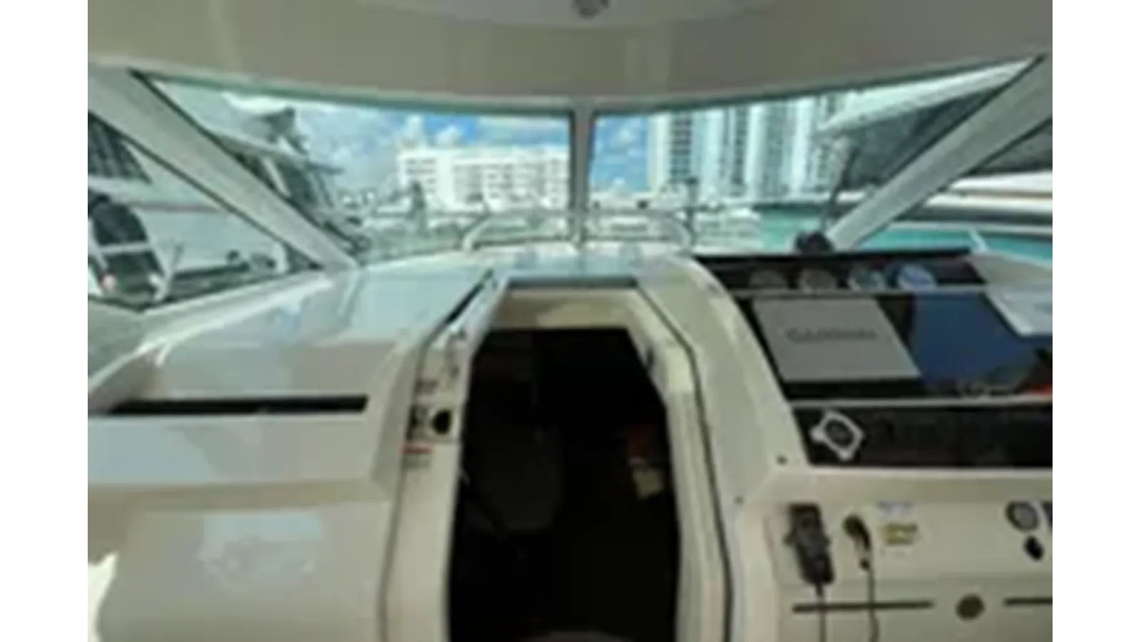 Продажа яхты 2010 Sea Ray 450 Sundancer - SEA RAY