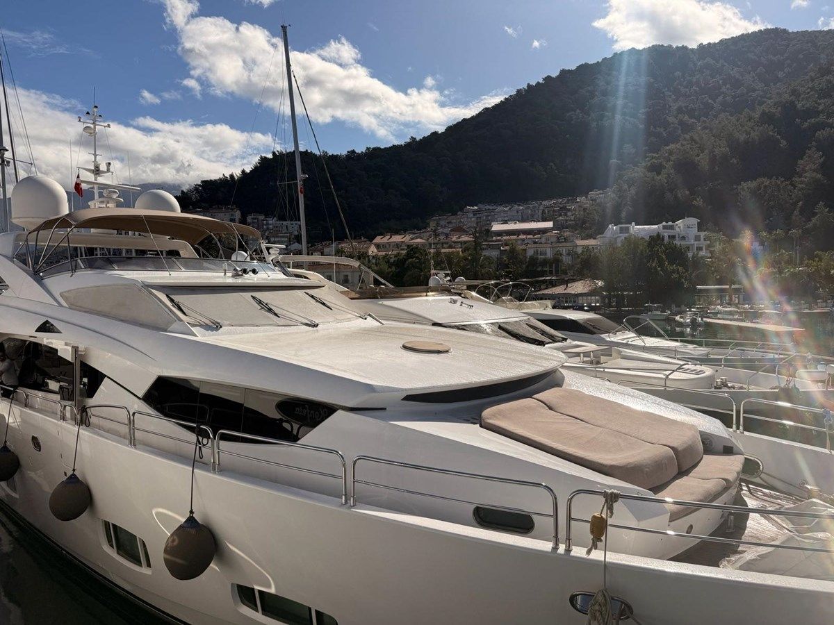 Купить яхту INFINITY 97 в Shestakov Yacht Sales