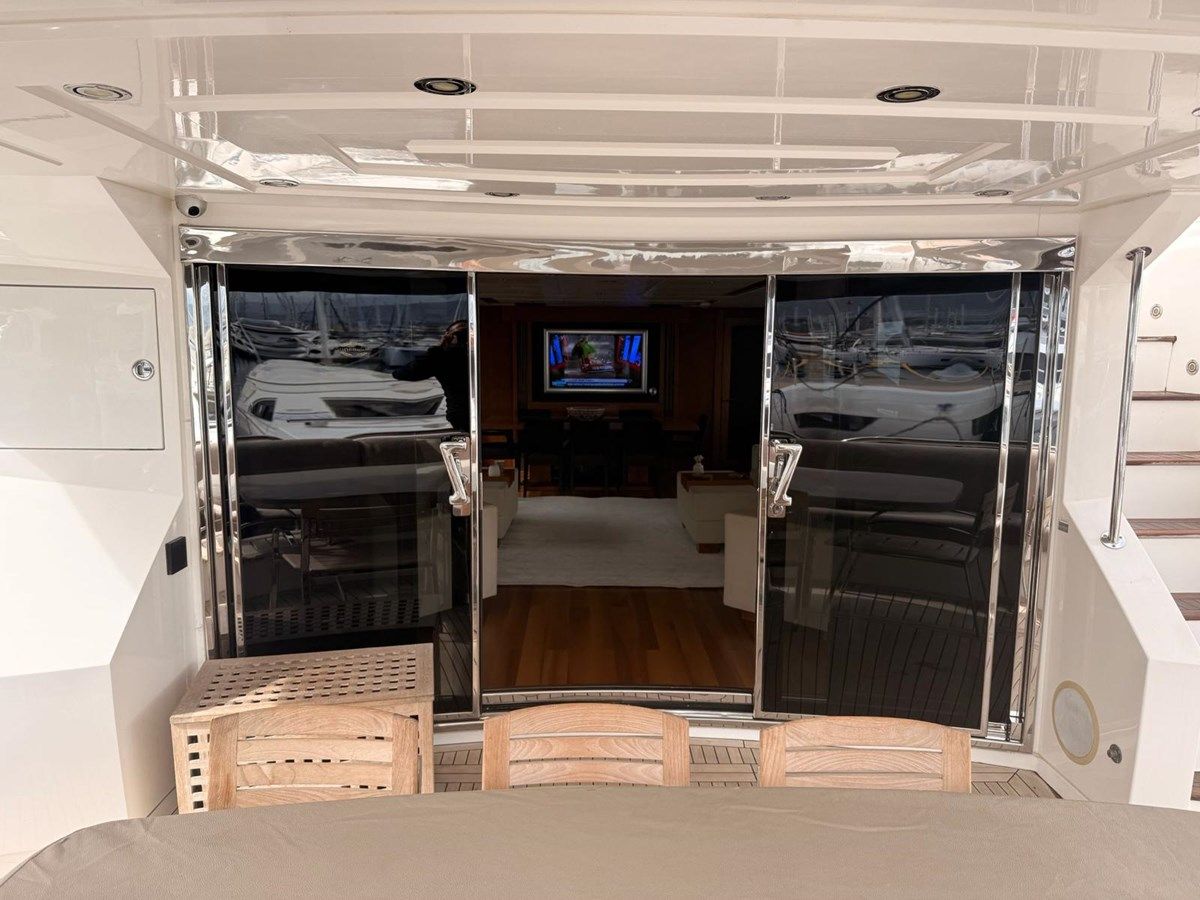 Продажа яхты INFINITY