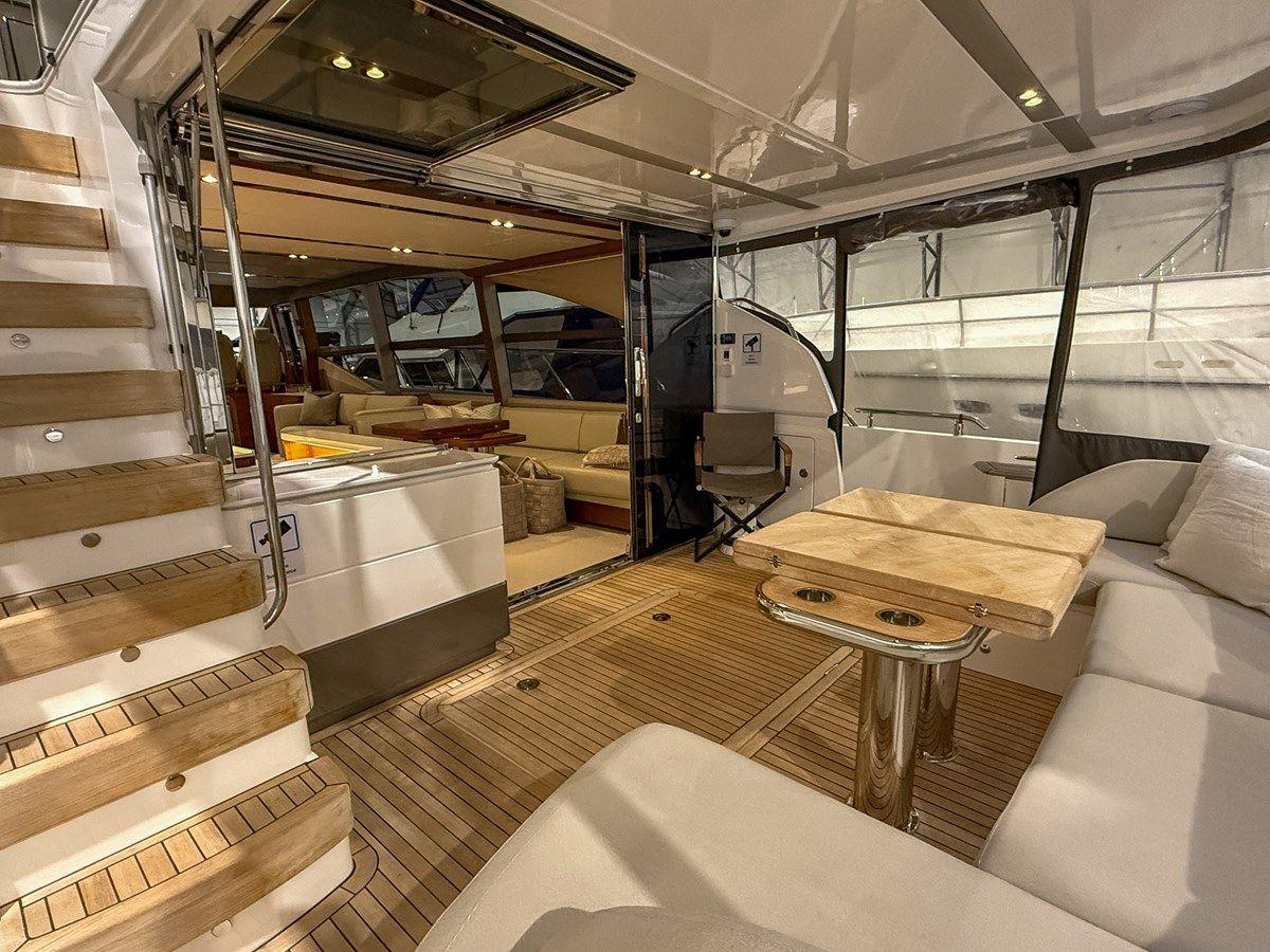 Купить яхту PRINCESS 70 (P70078) 69 в Shestakov Yacht Sales