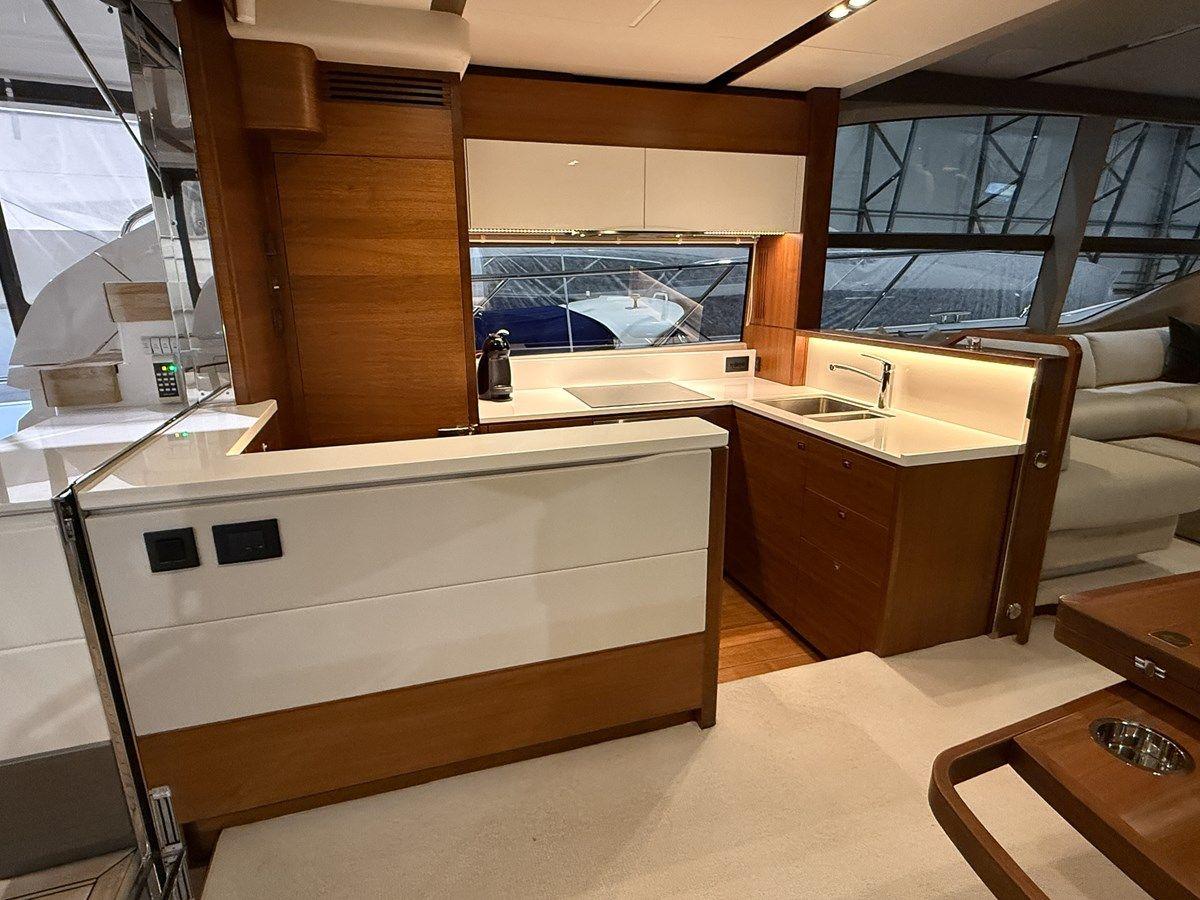 Лучшие предложения покупки яхты PRINCESS 70 (P70078) 69