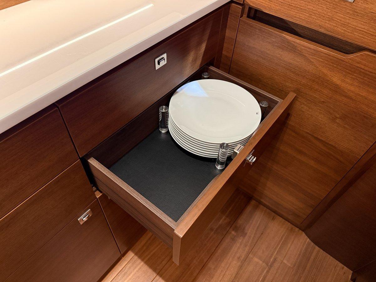 Лучшая цена на PRINCESS 70 (P70078) PRINCESS 70