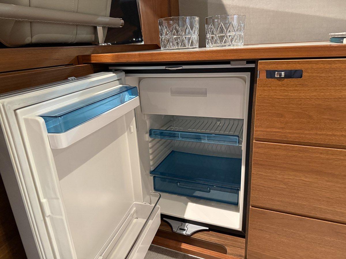 Продажа яхты PRINCESS 70 (P70078) 69