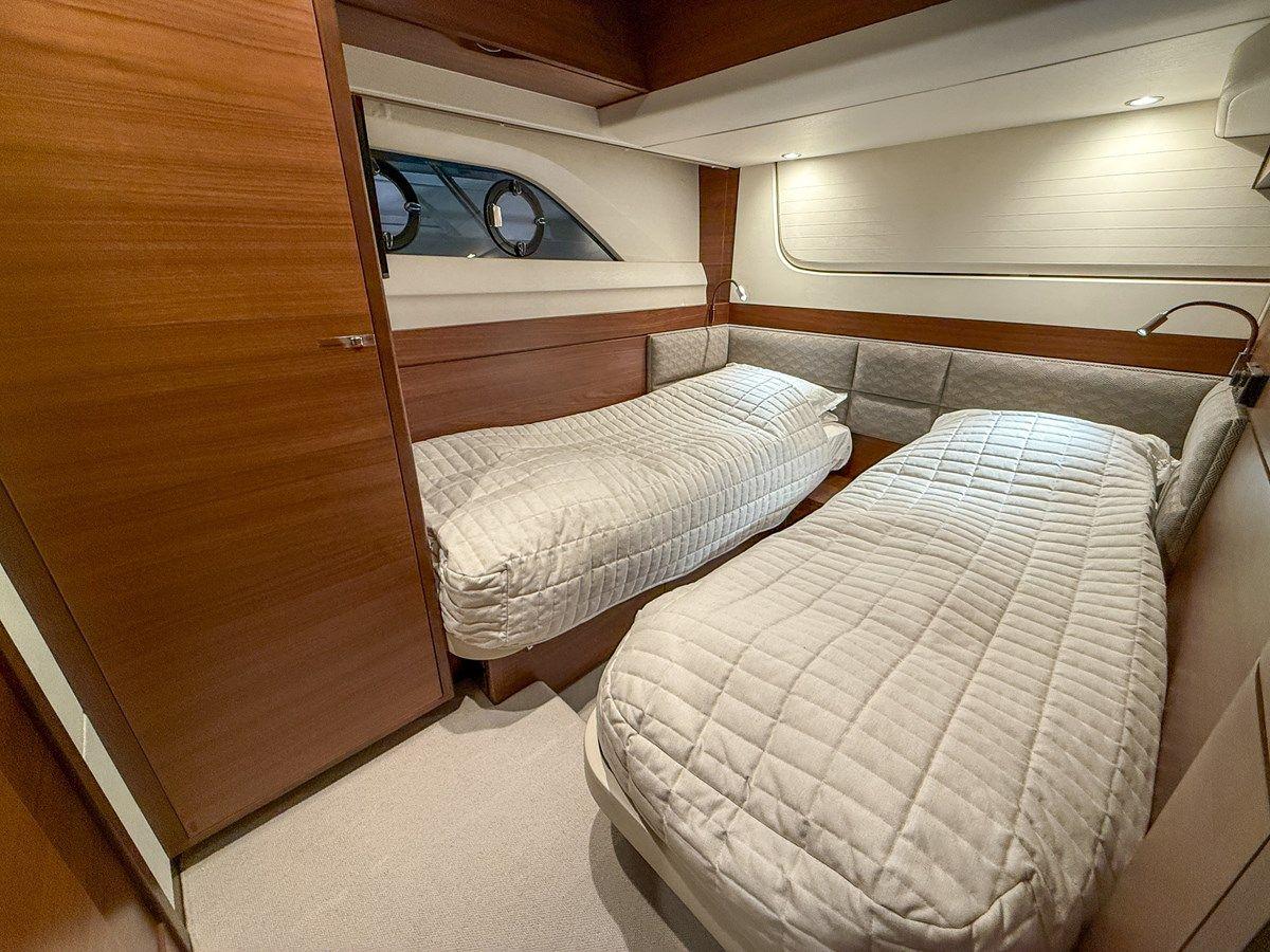 Купить PRINCESS 70 (P70078) - PRINCESS