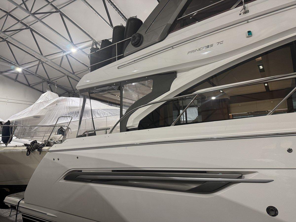Продажа яхты PRINCESS 70 (P70078) 2018