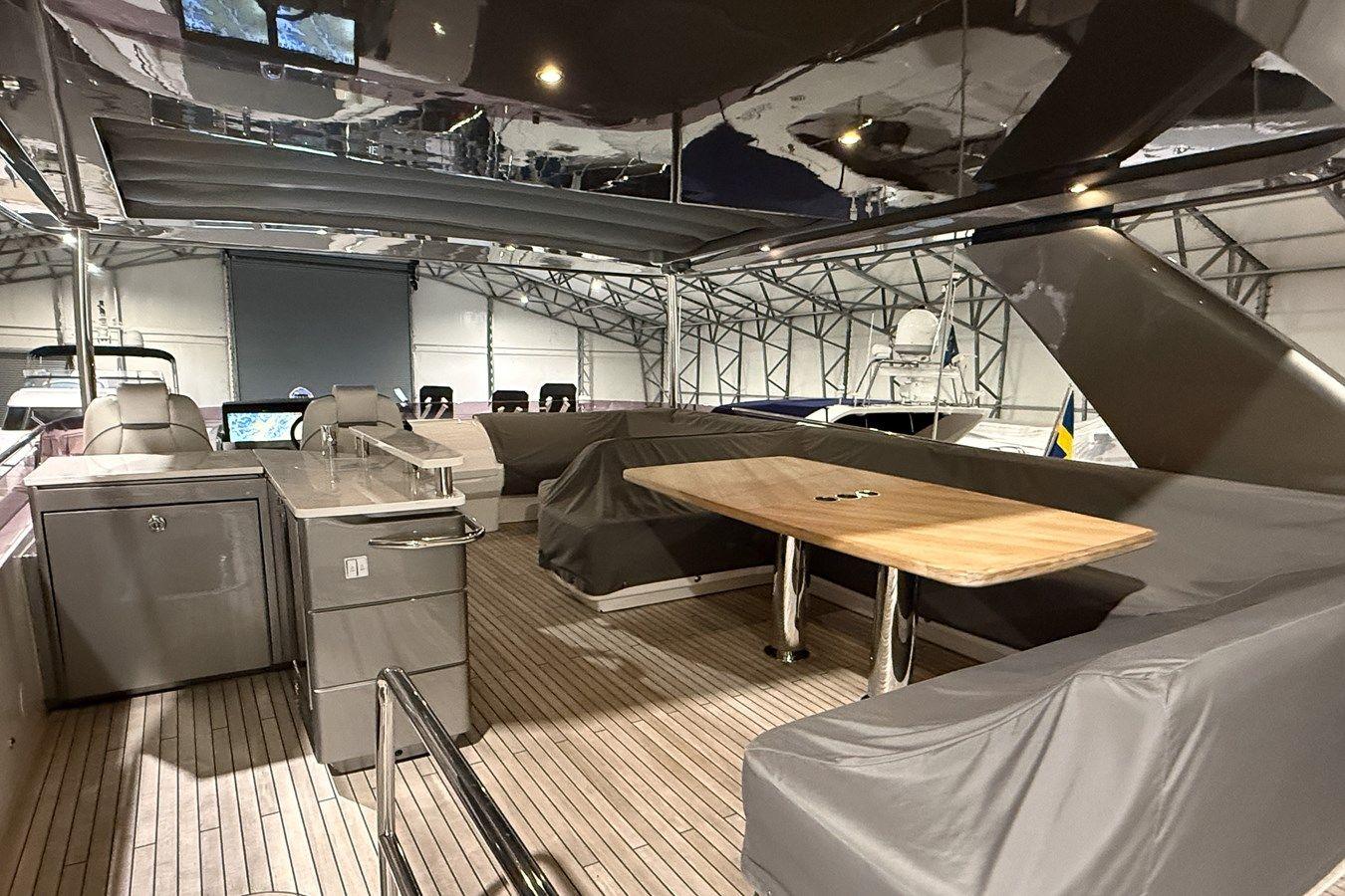 Купить PRINCESS 70 (P70078) 69