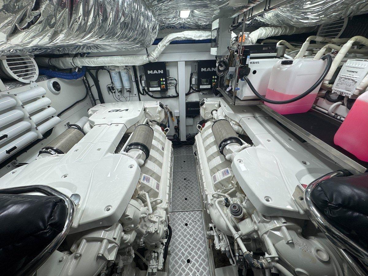 Лучшая цена на PRINCESS 70 (P70078) 69