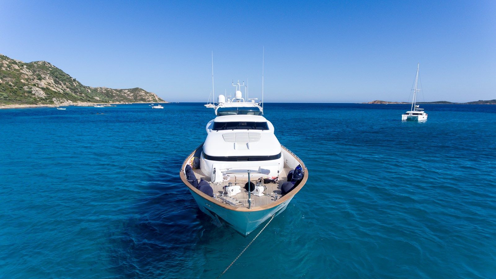 the best price on AMAYA 2001