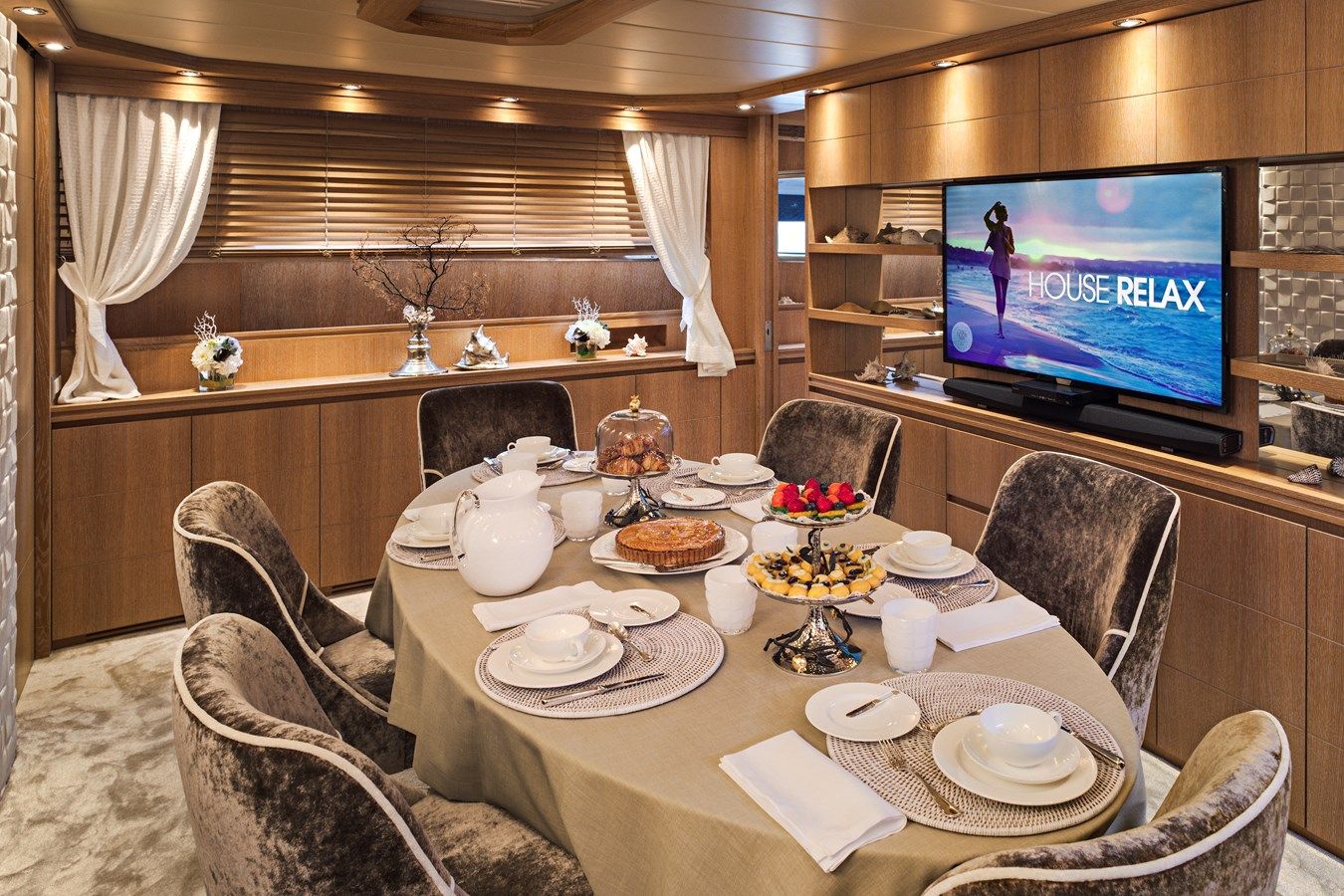 best yacht sales deals AMAYA 2001