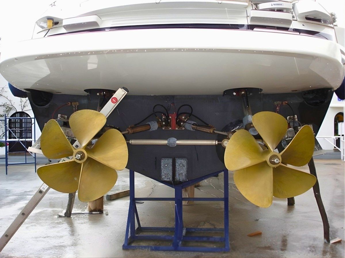 Buy a yacht MY Back In Five Minutes - PERSHING