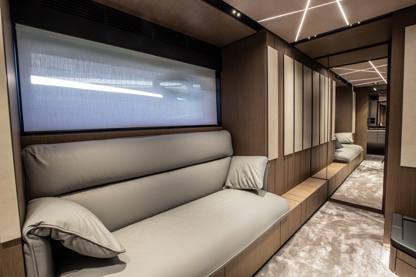 Купить яхту CIAO - PERSHING в Shestakov Yacht Sales